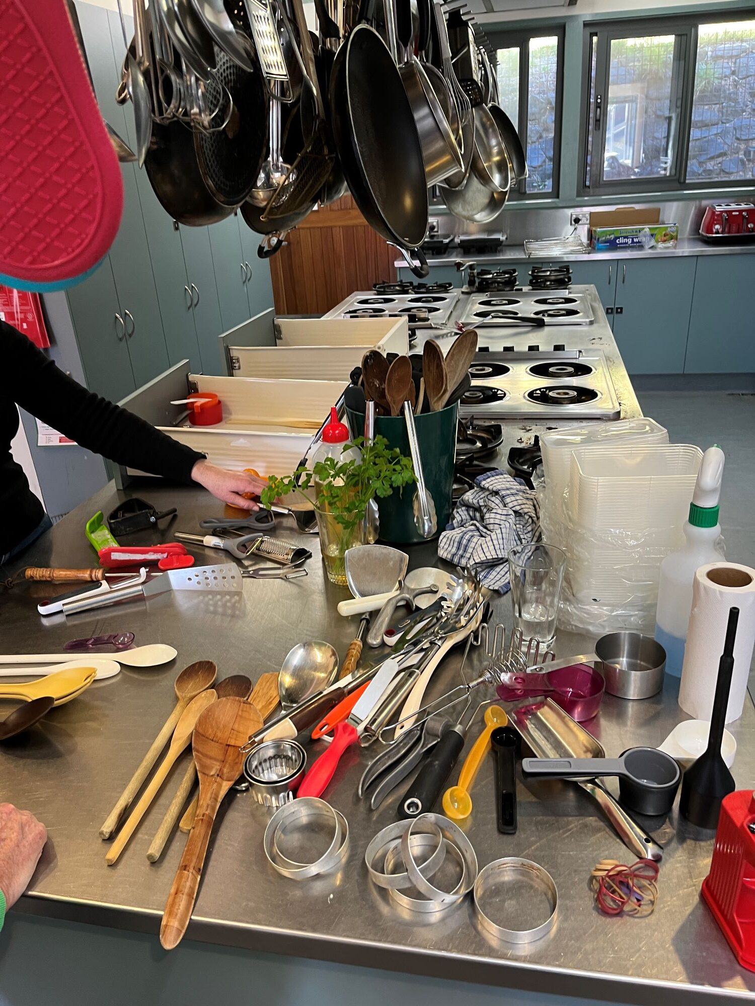 2024 AAC FC Working Bee kitchen deep clean utensils 